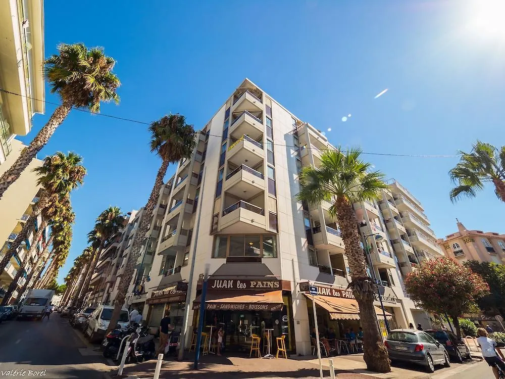 *** Apart-hotel Residence Couleurs Soleil, Juan Les Pins Antibes França